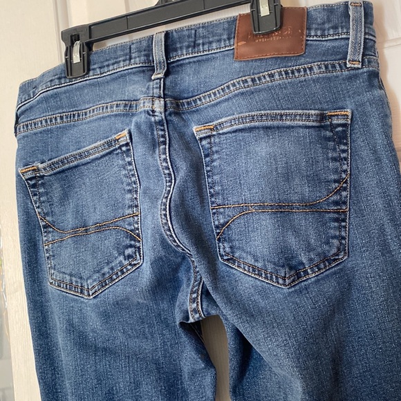 Hollister 32x32 Slim Straight Epic Flex - Picture 4 of 7